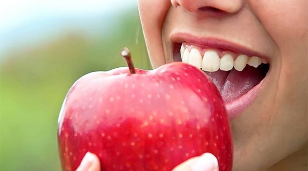Sağlıklı ve Güçlü Dişlere Nasıl Sahip Oluruz ?