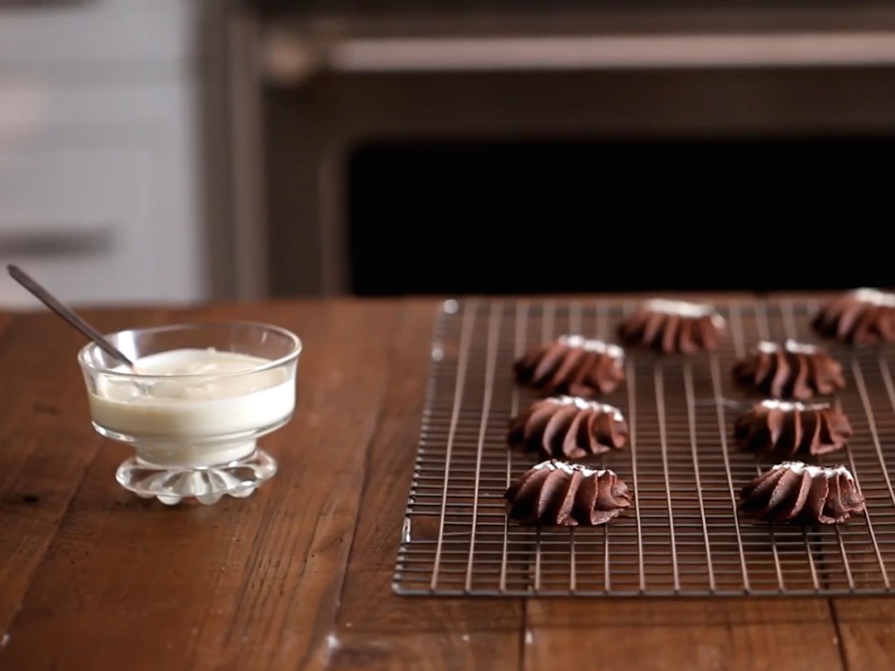 Mükemmel Noel kurabiyeleri: Çifte çikolatalı samur kurabiyeler