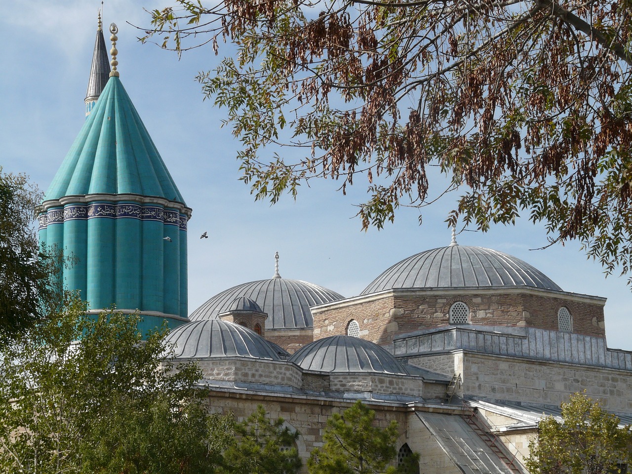 Evrensel Uyum: Mevlana'nın Kozmik Perspektifi